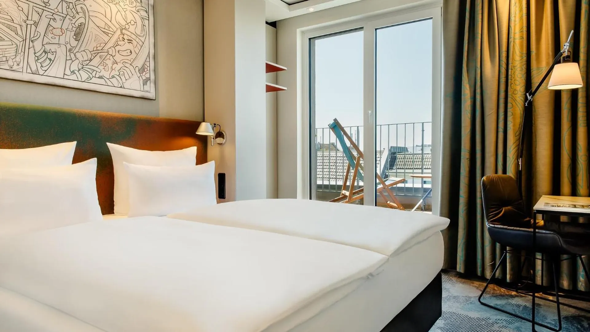 Motel One Koeln-Mediapark 3*, Cologne