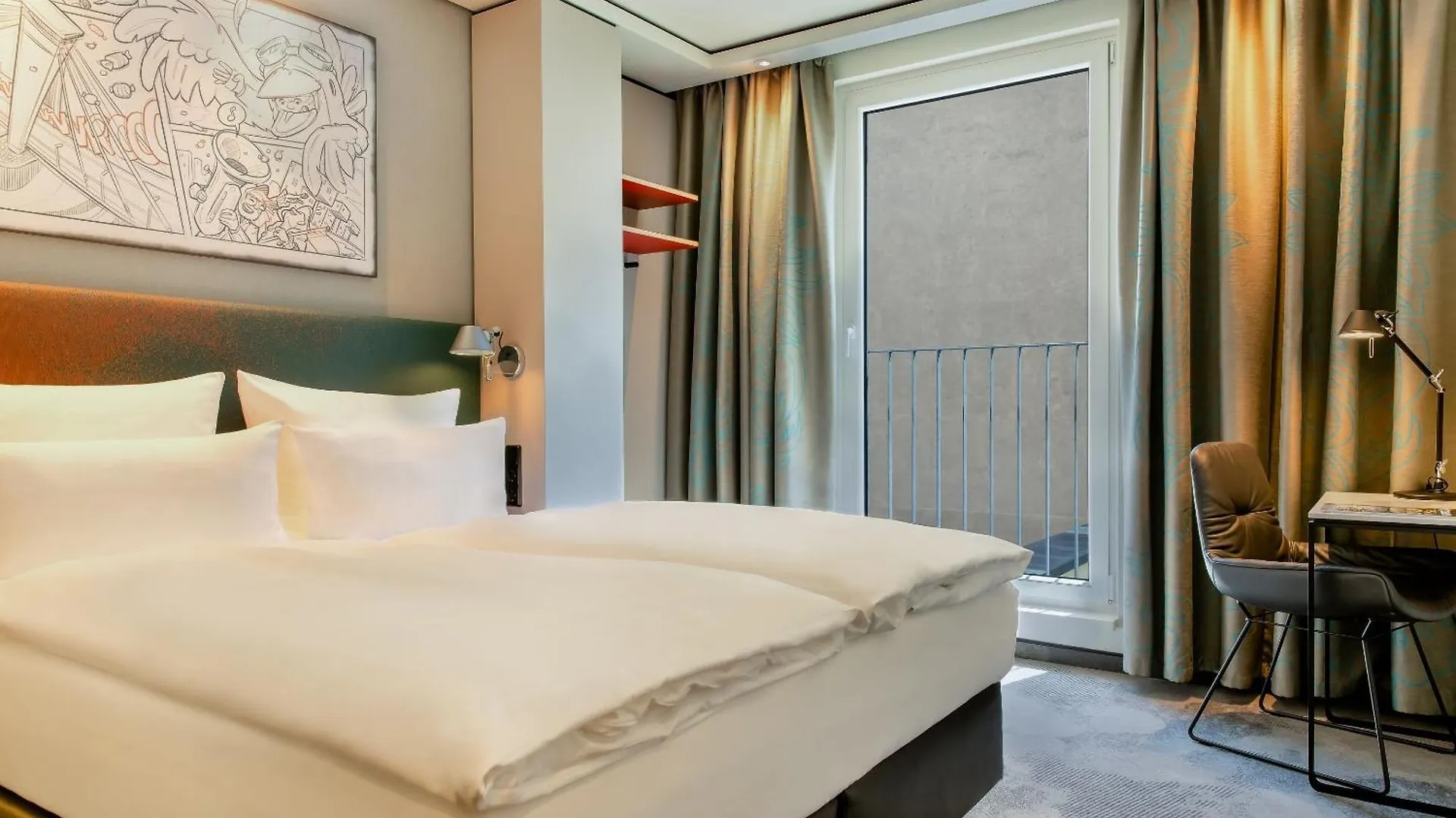 Motel One Koeln-Mediapark 3*, Cologne