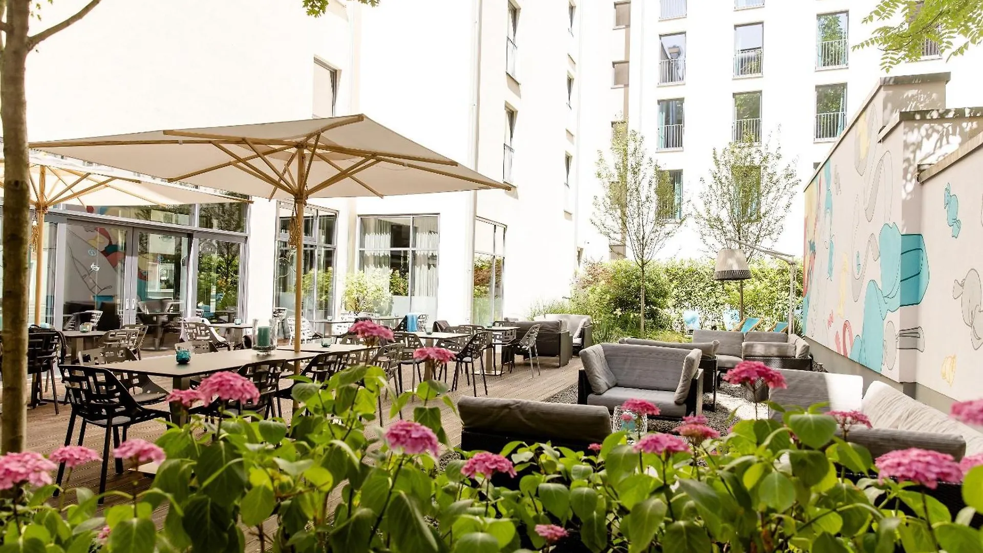 Motel One Koeln-Mediapark