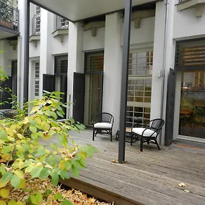 Art Deco Apartment Leipzig